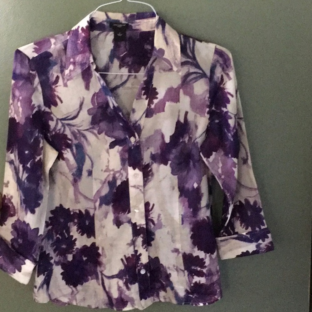 Women’s blouse